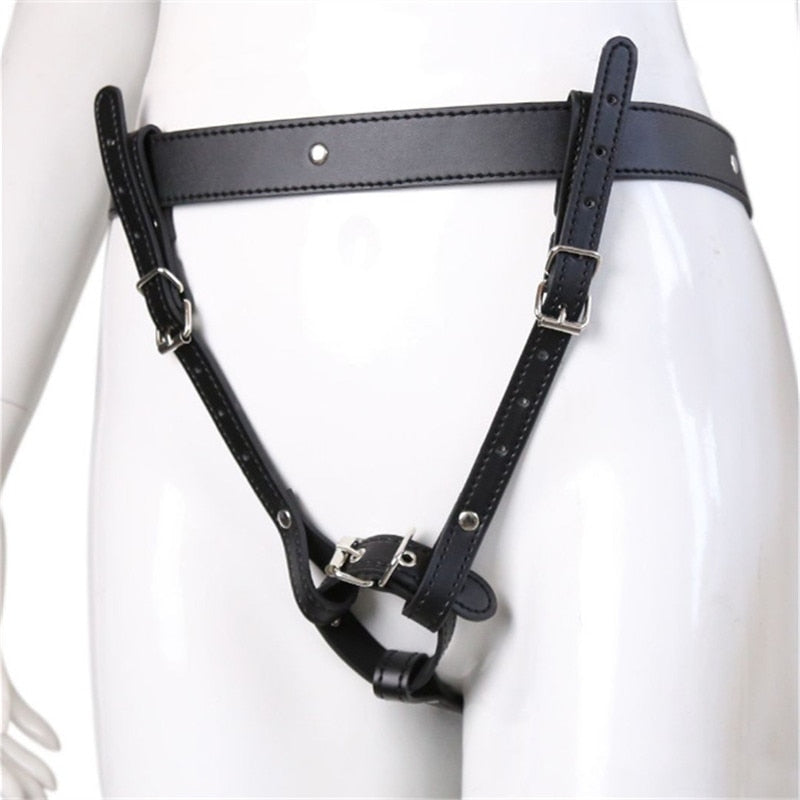 Männer BDSM Geschirr aus Kunstleder mit Skrotum Bondage