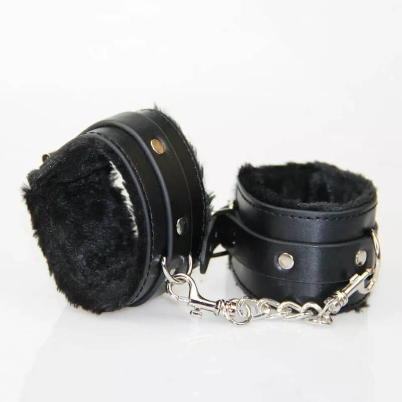 Bdsmhandschellen Mit Fell