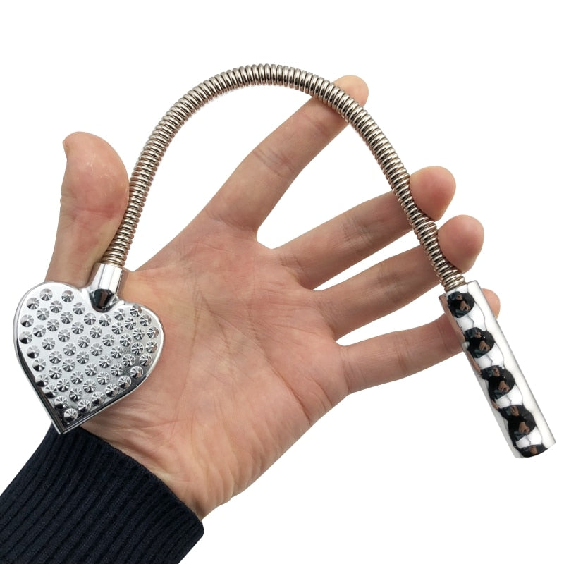 Herzförmiger Edelstahl Spiked Peitsche – Produktansicht 2