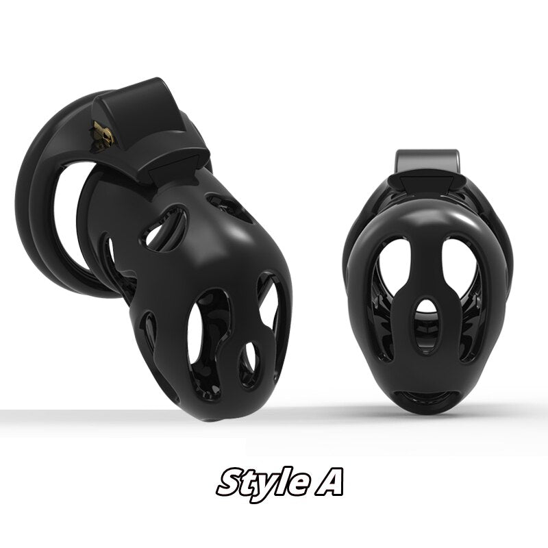 Ghost Plastik Keuschheitskäfig Black Edition mit 4 Ringe – Produktansicht 2