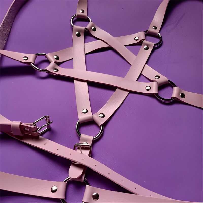 Pentagramm bondage harness