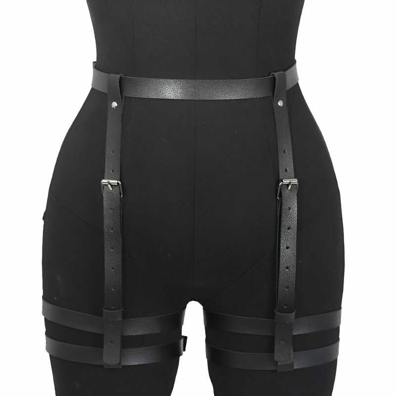 Hosenträger bondage harness
