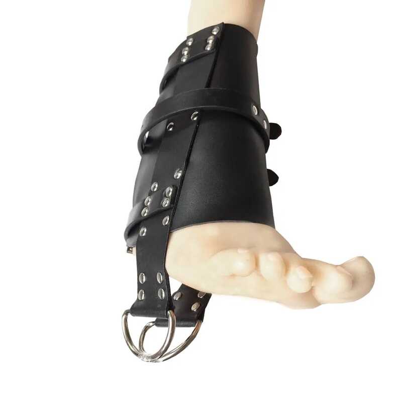 Handschellen Fußaufhängung