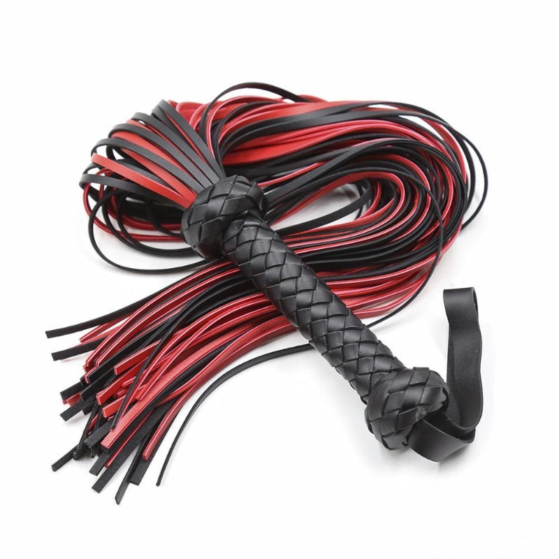 Bdsm Peitsche Rot und Schwarz