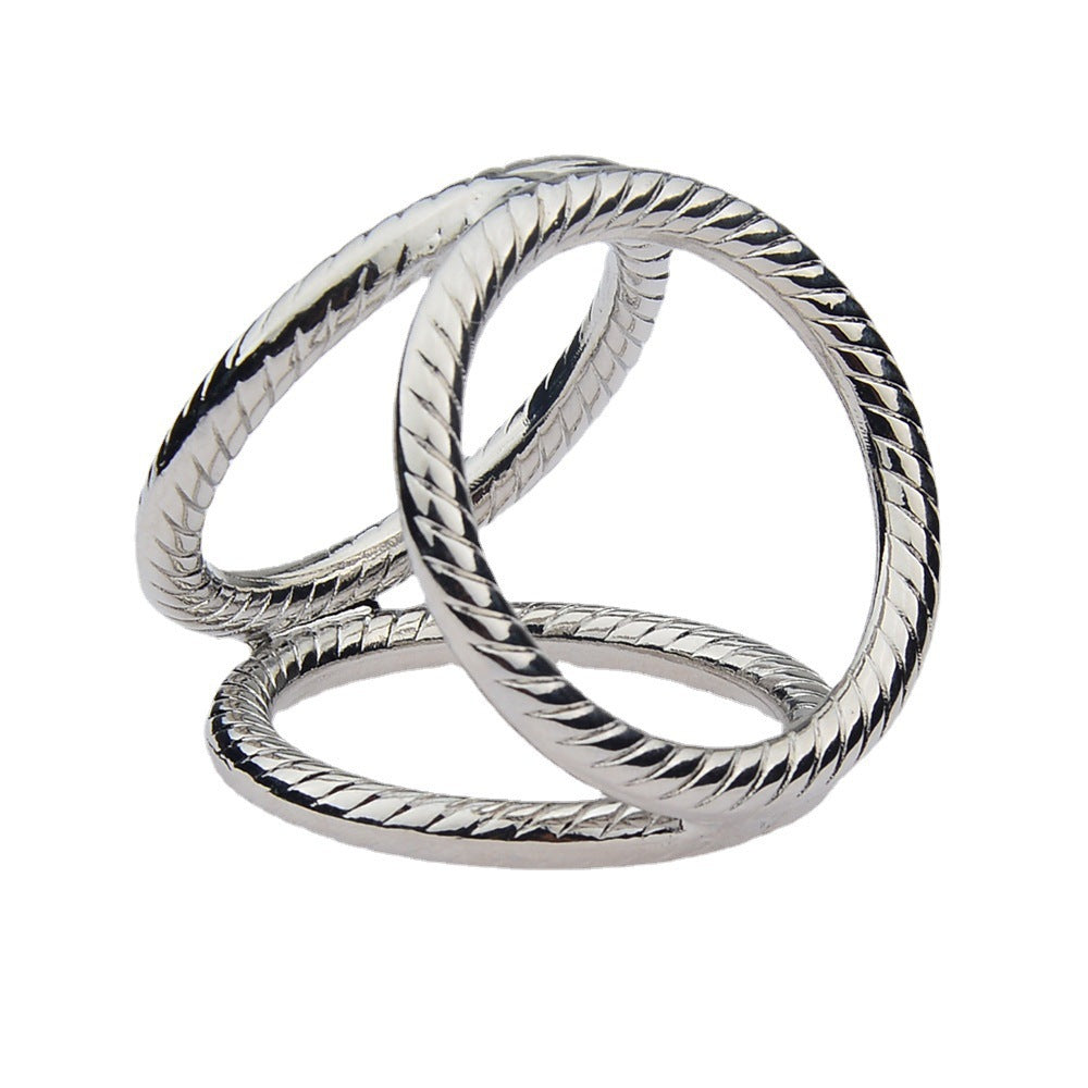Eleganter dreifacher Ring aus Stahl für Penis und Hoden